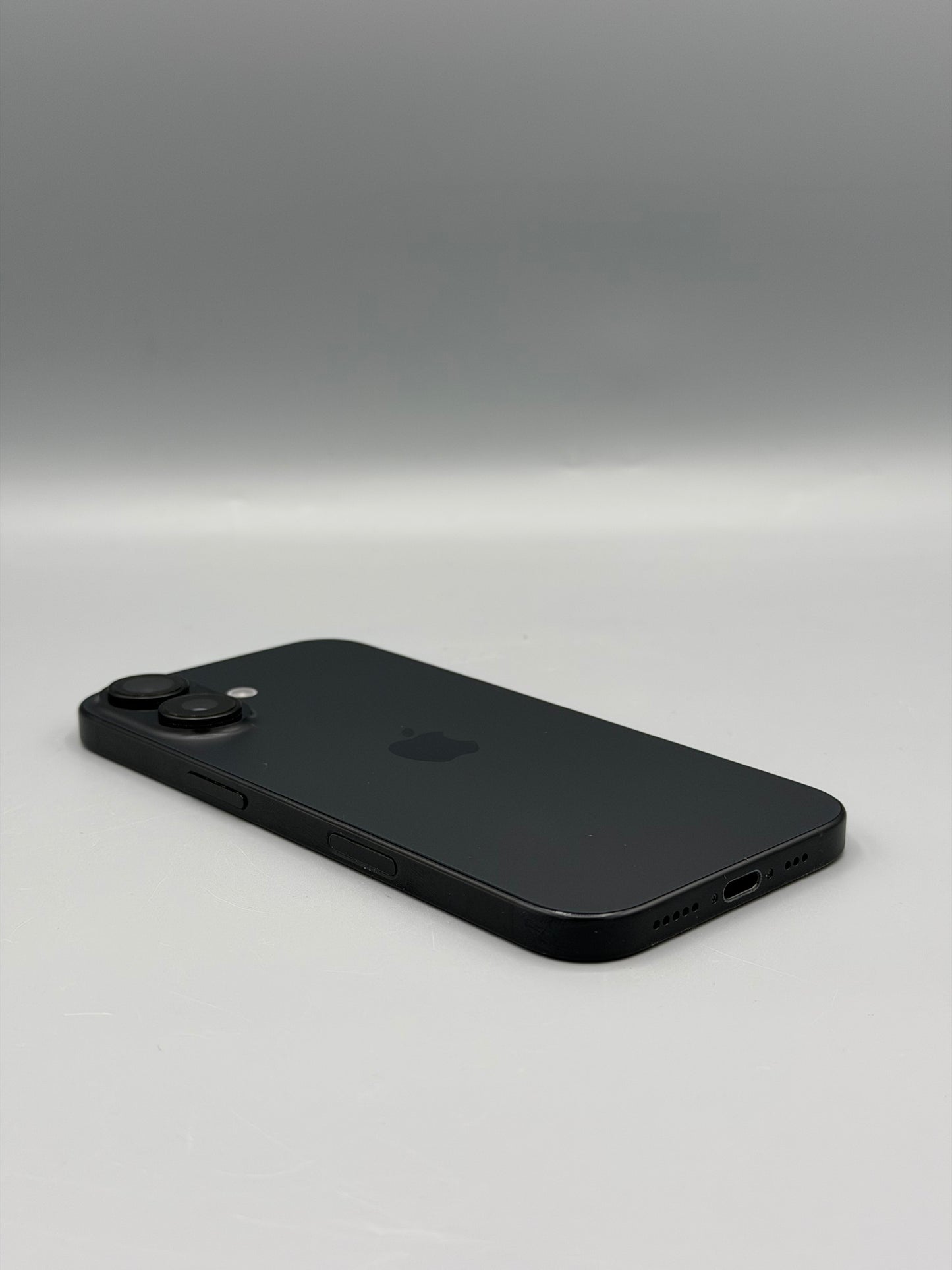 iPhone 16 , 128 GB, Baterie 89%, 429 Cicluri , Negru