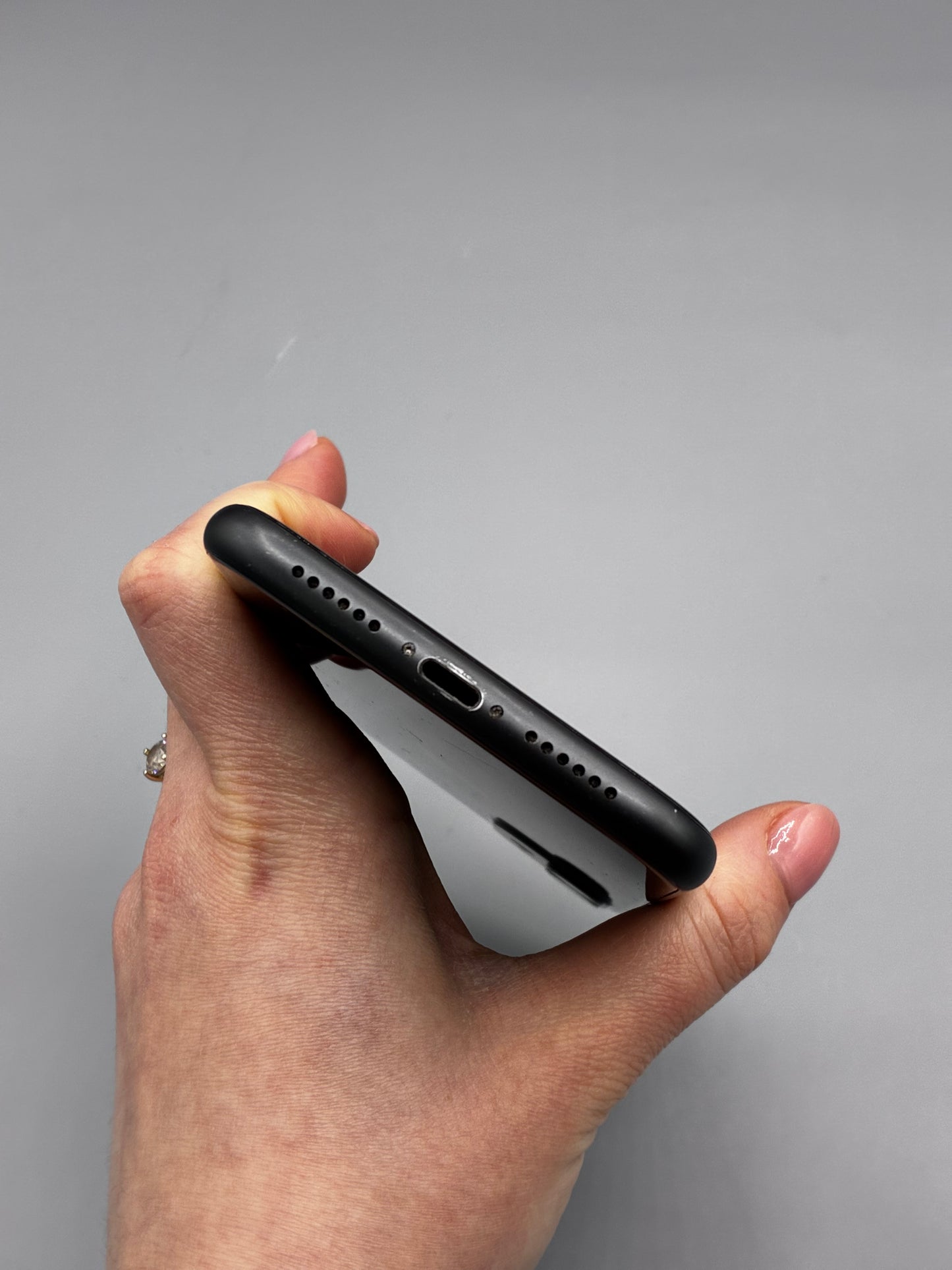 iPhone 11, 64 GB, Baterie 100%, Black