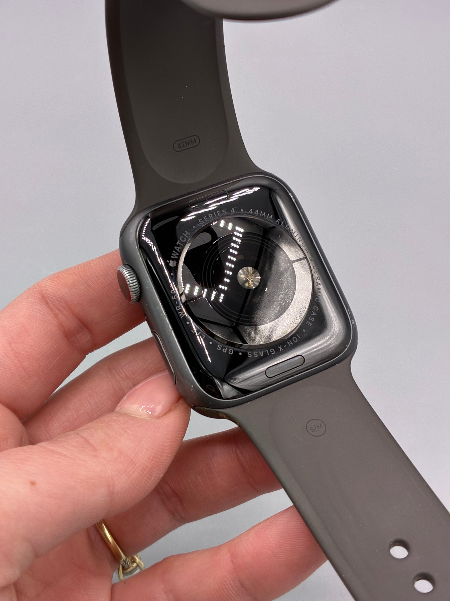 Apple Watch 4, GPS, Cellular, 44 MM, Baterie 65%, Negru