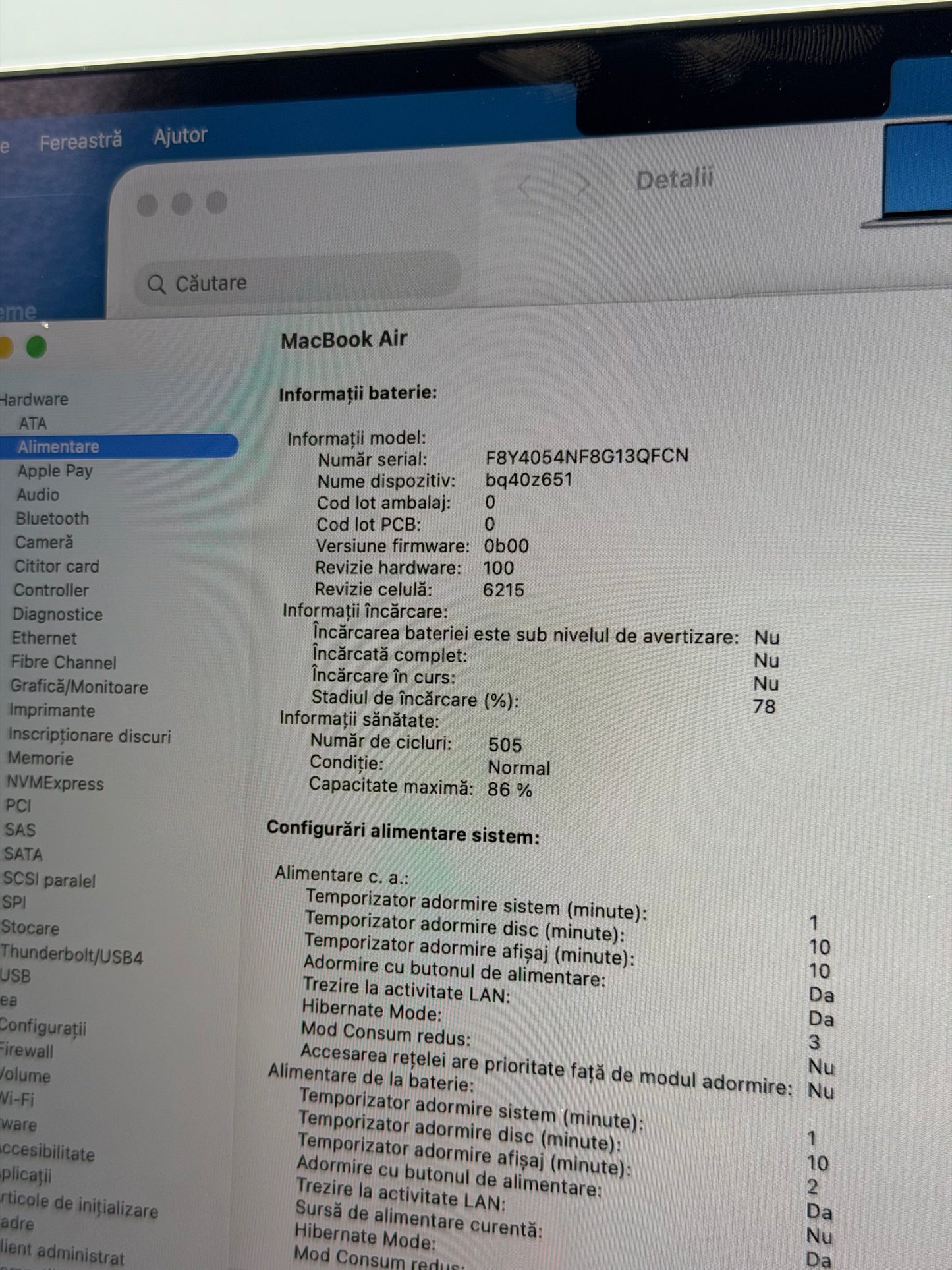 MacBook Air 13" ,256 GB, 16 GB RAM, Procesor M3 , Silver , Baterie 86% , 505 Cicluri