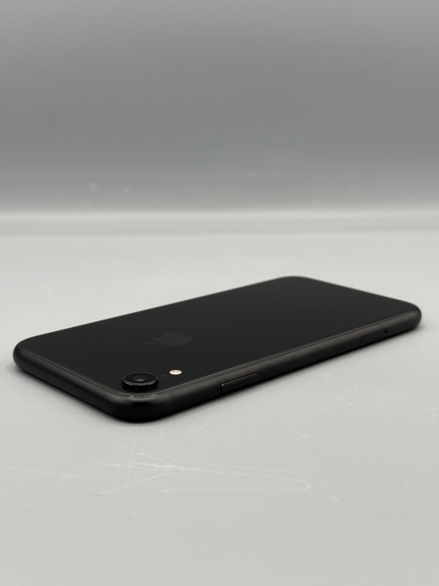 iPhone XR ,128 GB, Baterie 100%, Black