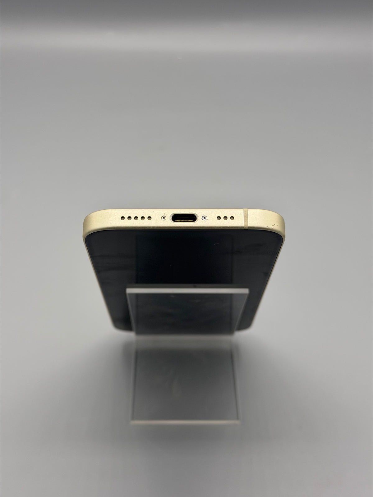 iPhone 15, 128 GB, Baterie 100%, 0 Cicluri, Galben