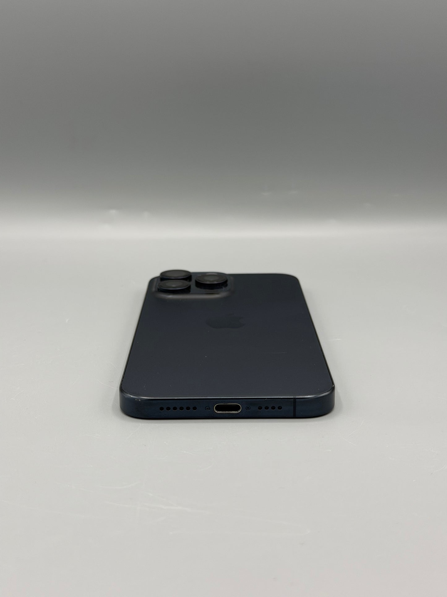 iPhone 15 Pro Max, 256 GB, Baterie 93%,390 Cicluri, Blue Titanium