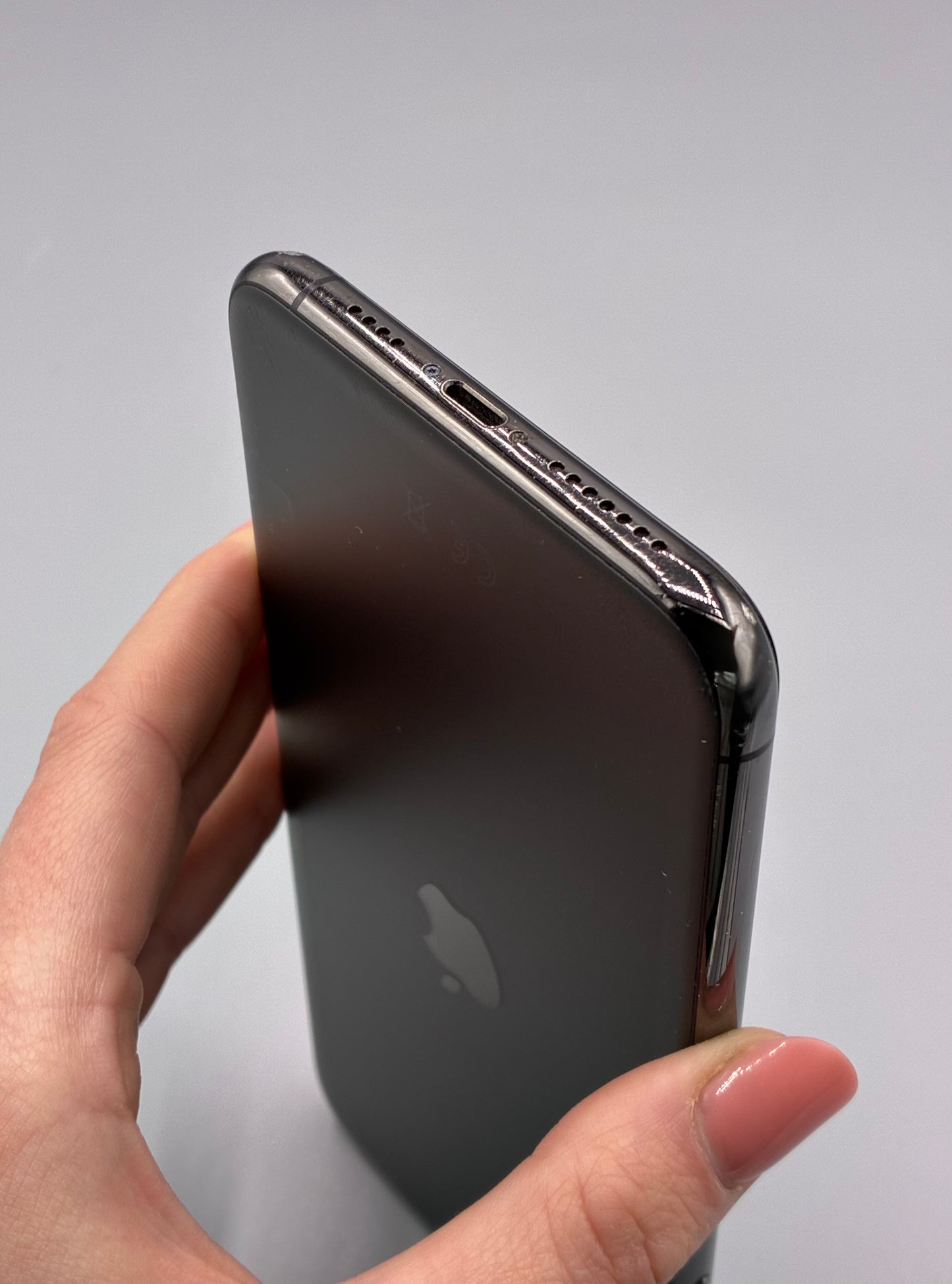 iPhone 11 Pro Max, 256 GB, Baterie 77%, Space Gray