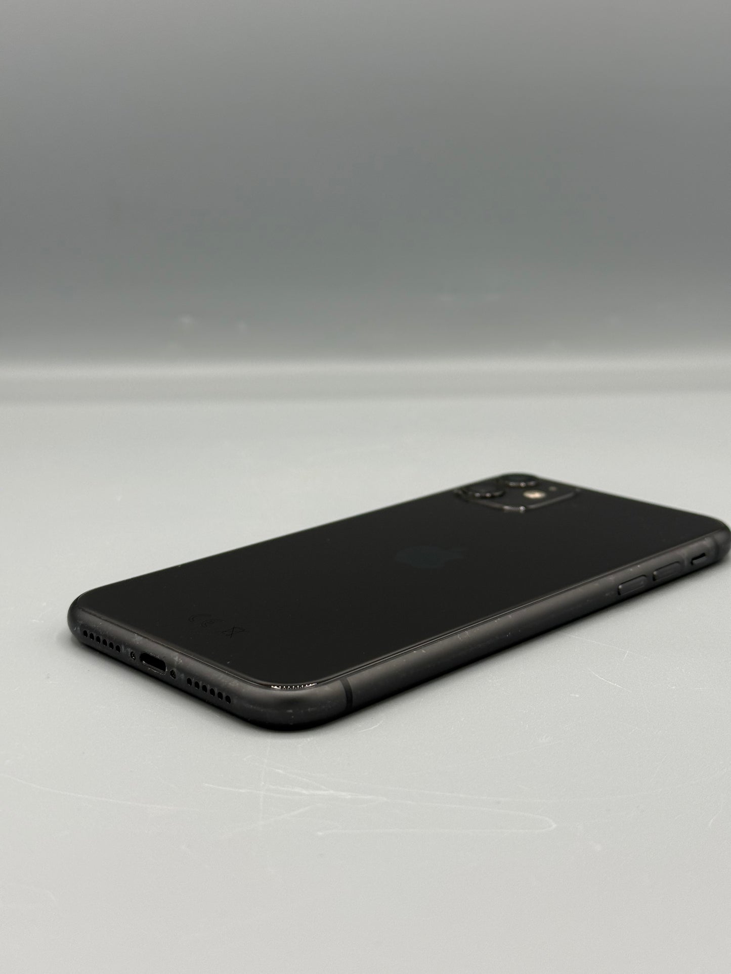 iPhone 11 ,64 GB, Baterie 100%, 0 Cicluri, Black