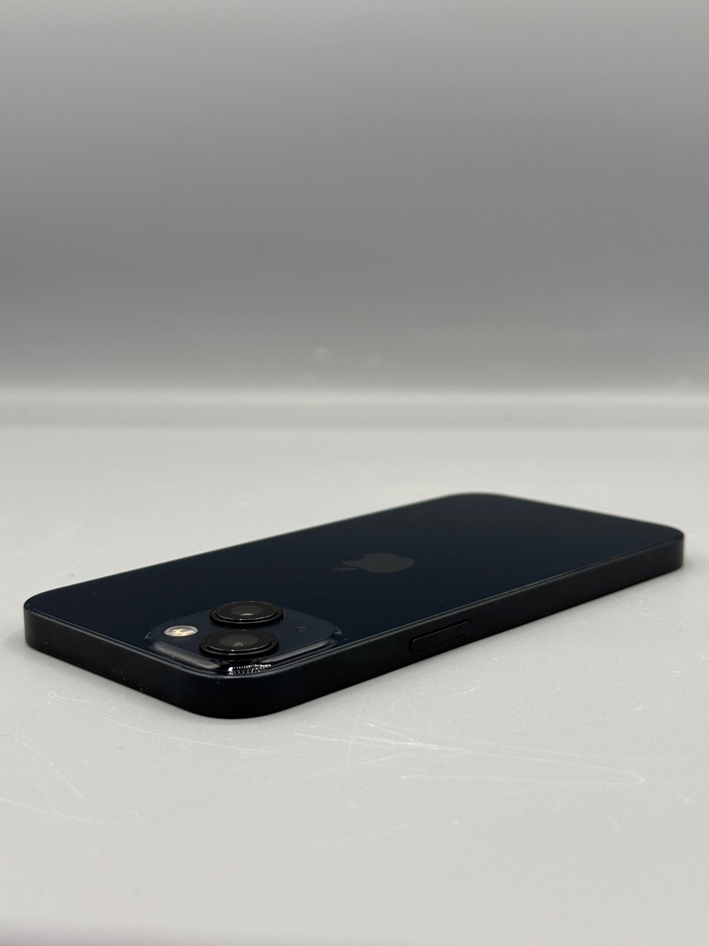 iPhone 13 | 128 GB | Baterie 100% | 0 Cicluri | Negru