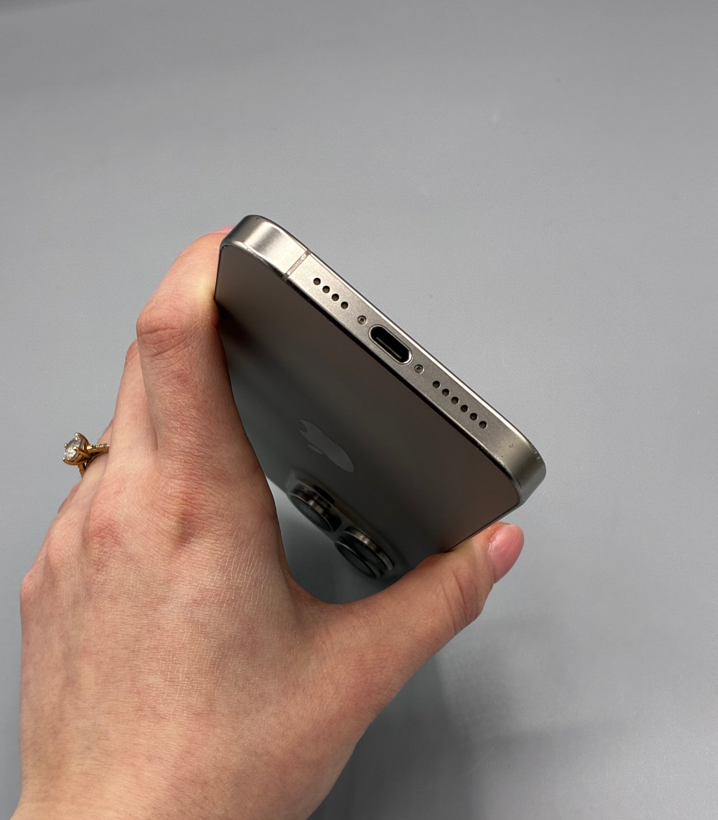 iPhone 16 Pro, 128 GB, 5G, Baterie 99%, 183 Cicluri, Natural Titanium