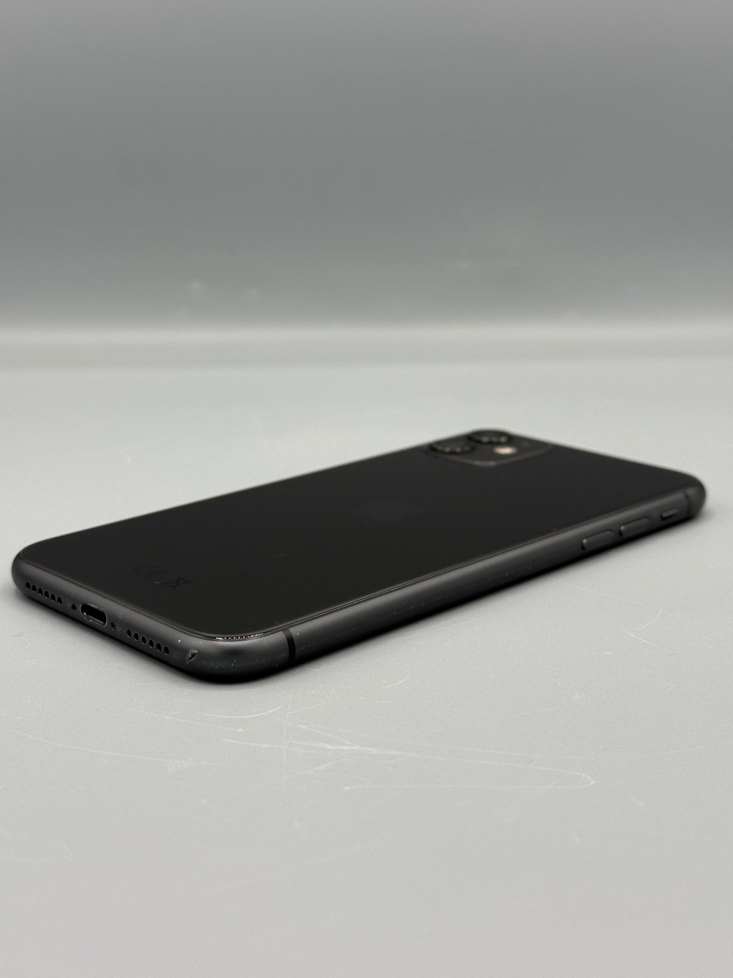 iPhone 11 | 64 GB | Baterie 100% | 0 Cicluri | Negru