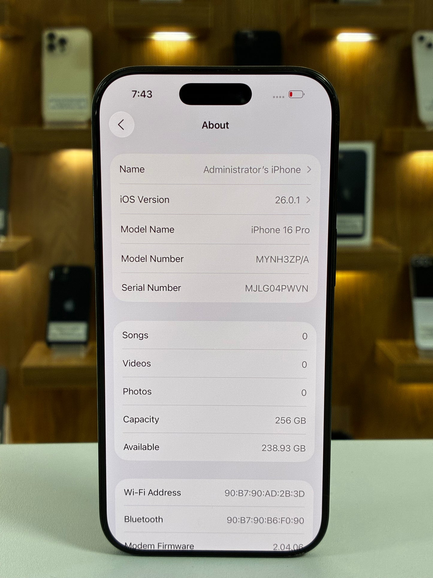 iPhone 16 Pro, 256GB, Baterie 99%, 235 de Cicluri, Black Titanium