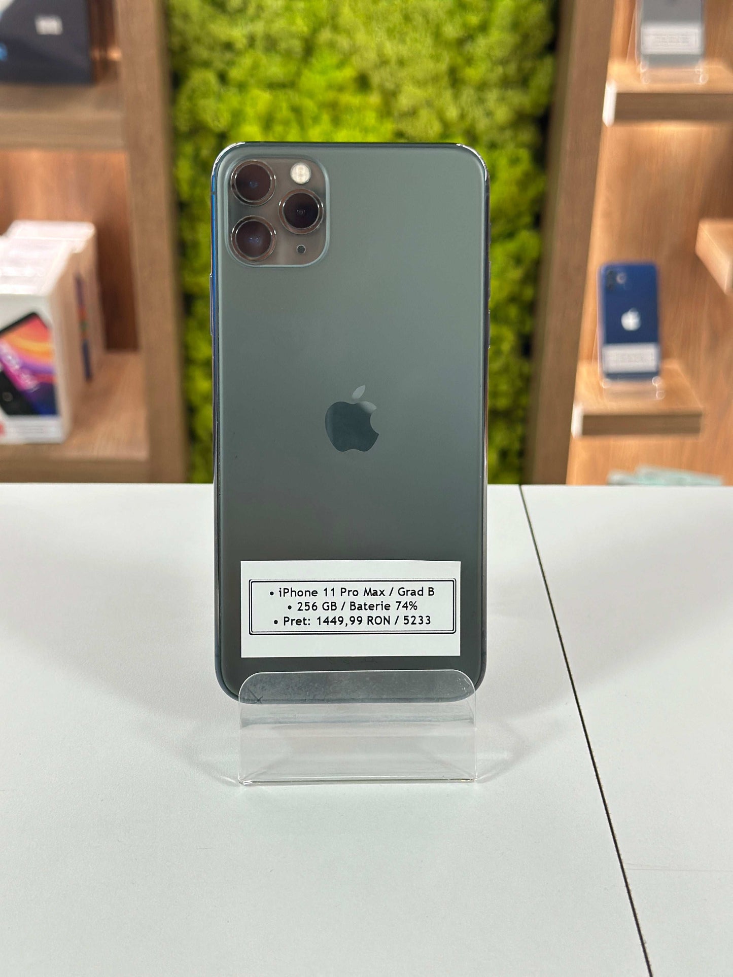 iPhone 11 Pro Max, 256 GB, Baterie 74%, Midnight Green