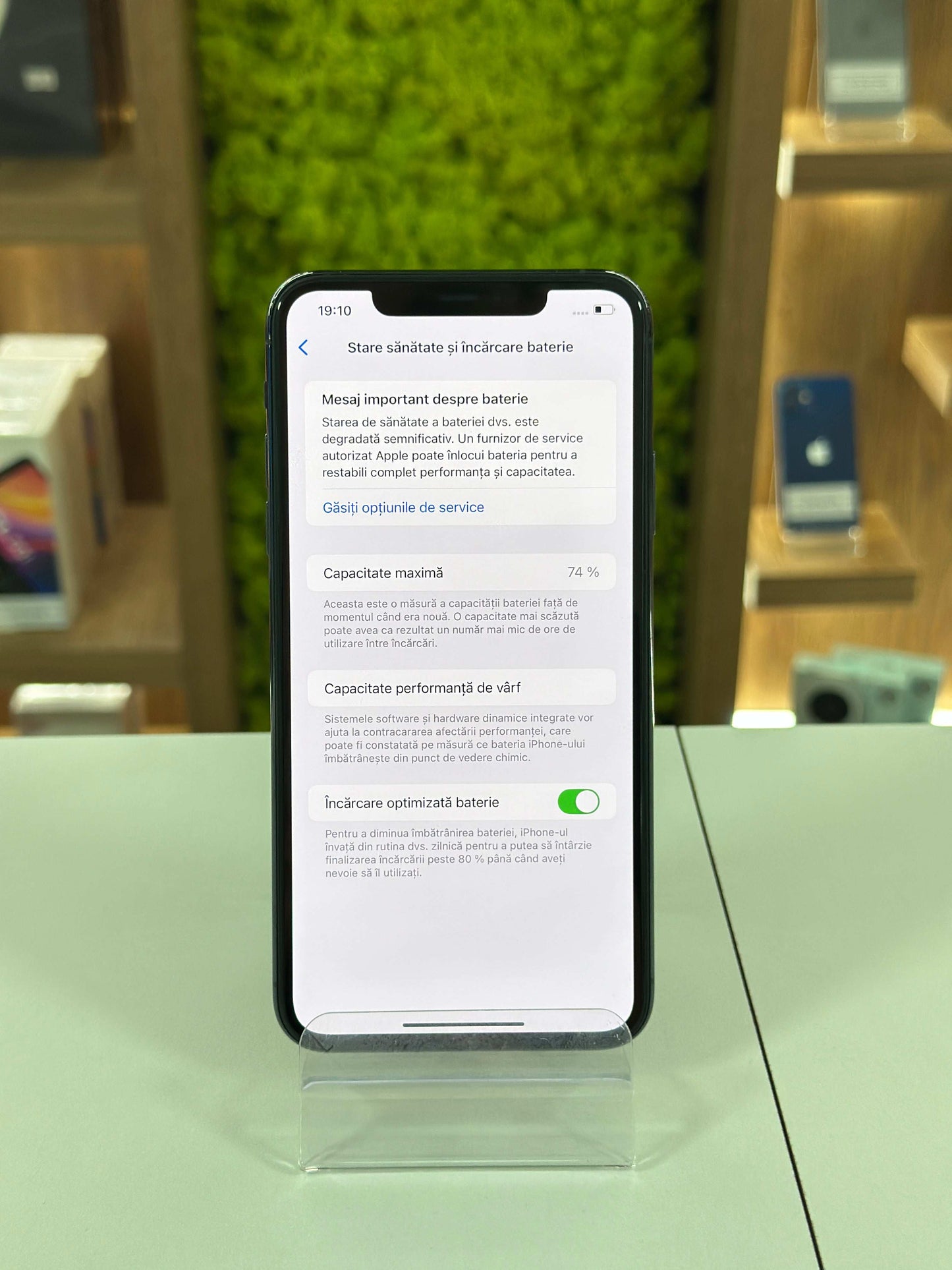 iPhone 11 Pro Max, 256 GB, Baterie 74%, Midnight Green