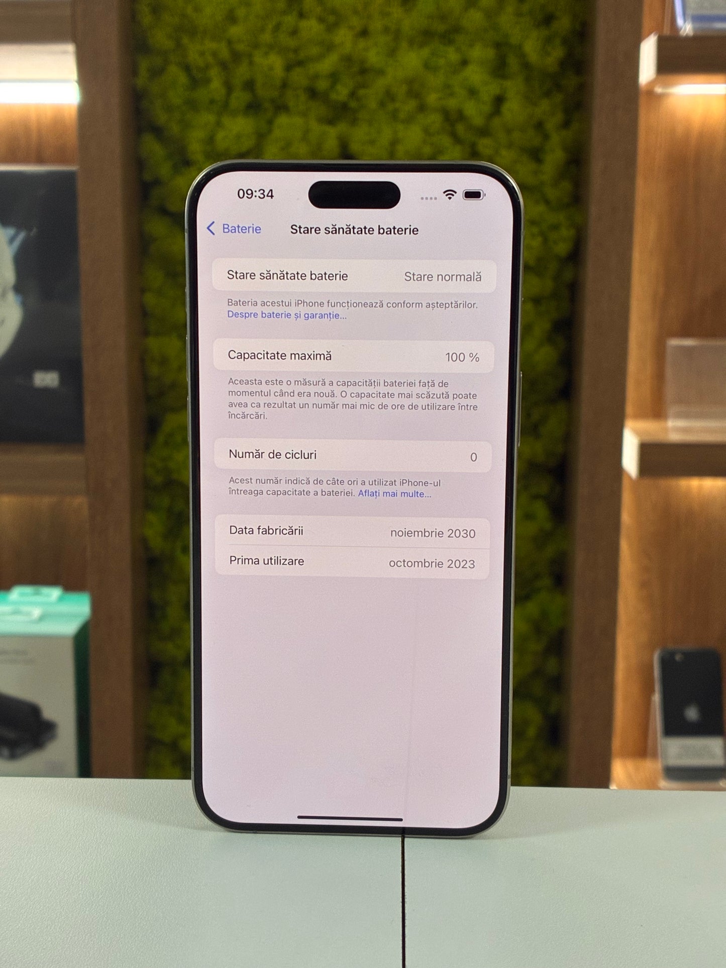 iPhone 15 Pro Max, 256GB, Baterie 100%,0 Cicluri,Baterie schimbata, Natural Titanium