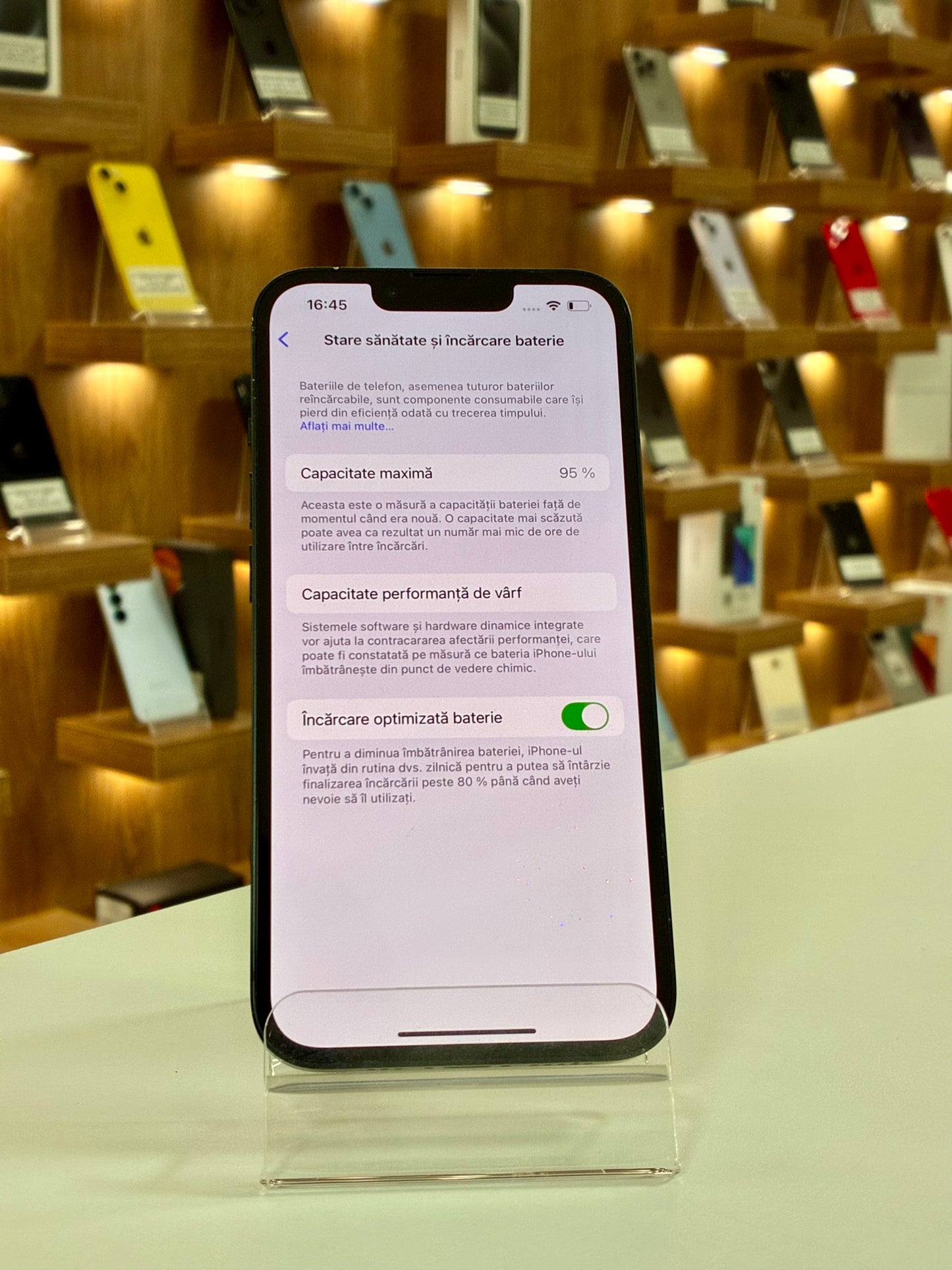 iPhone 13, 128GB, Baterie 95%, Midnight