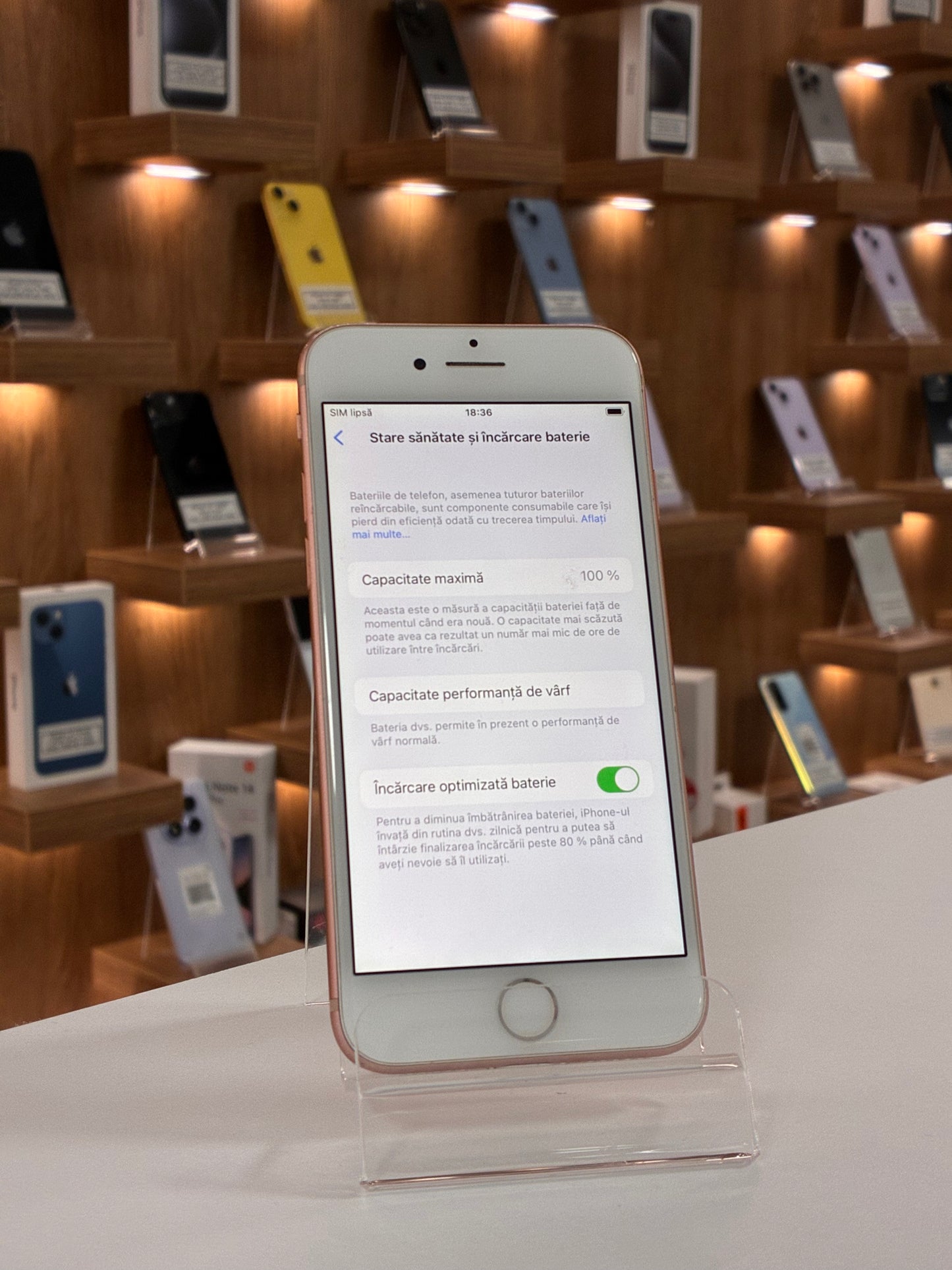 iPhone 8, 64GB, Baterie 100%, Gold