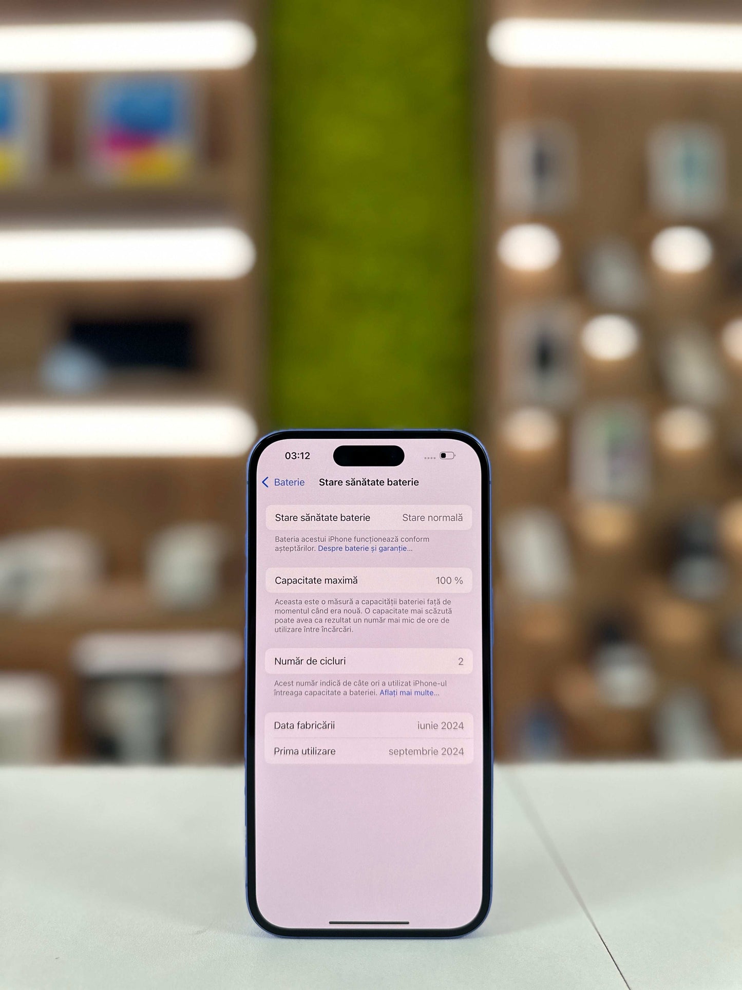iPhone 16 , 128 GB , Baterie 100% , 2 Cicluri , Ultramarine