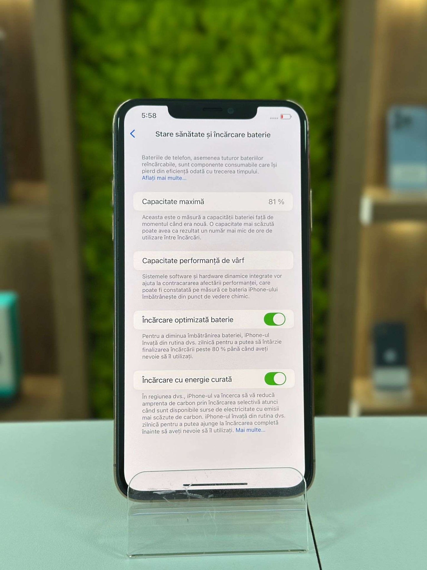 iPhone 11 Pro Max, 64GB, Baterie 81%, Gold