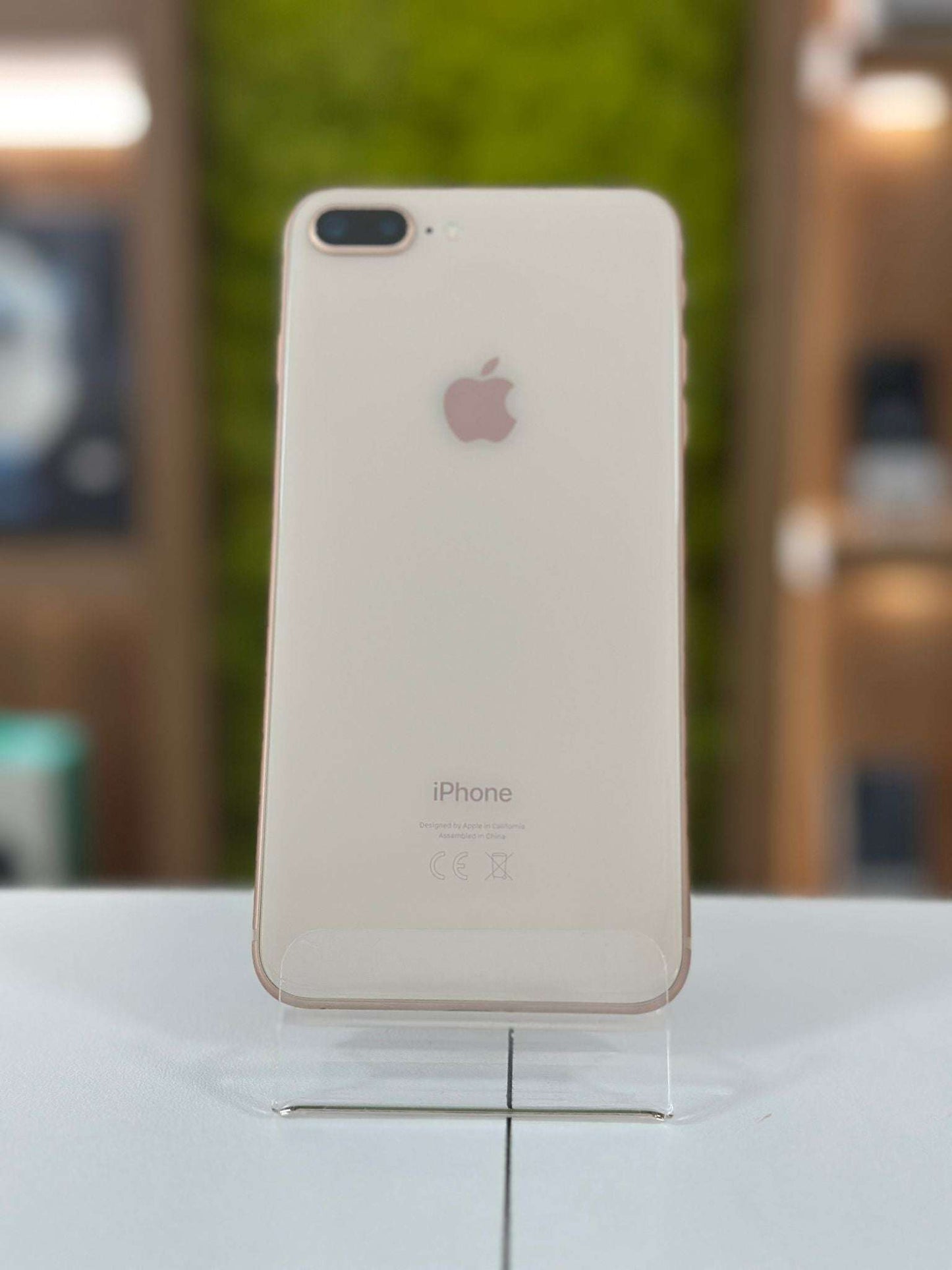 iPhone 8 Plus, 64GB, Baterie 79% , Gold Rose
