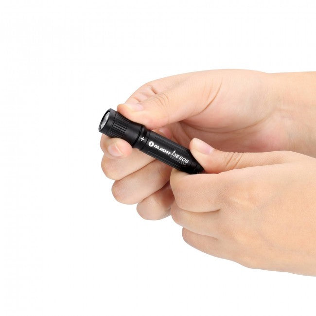 Mini lanterna led breloc Olight I3E EOS Negru