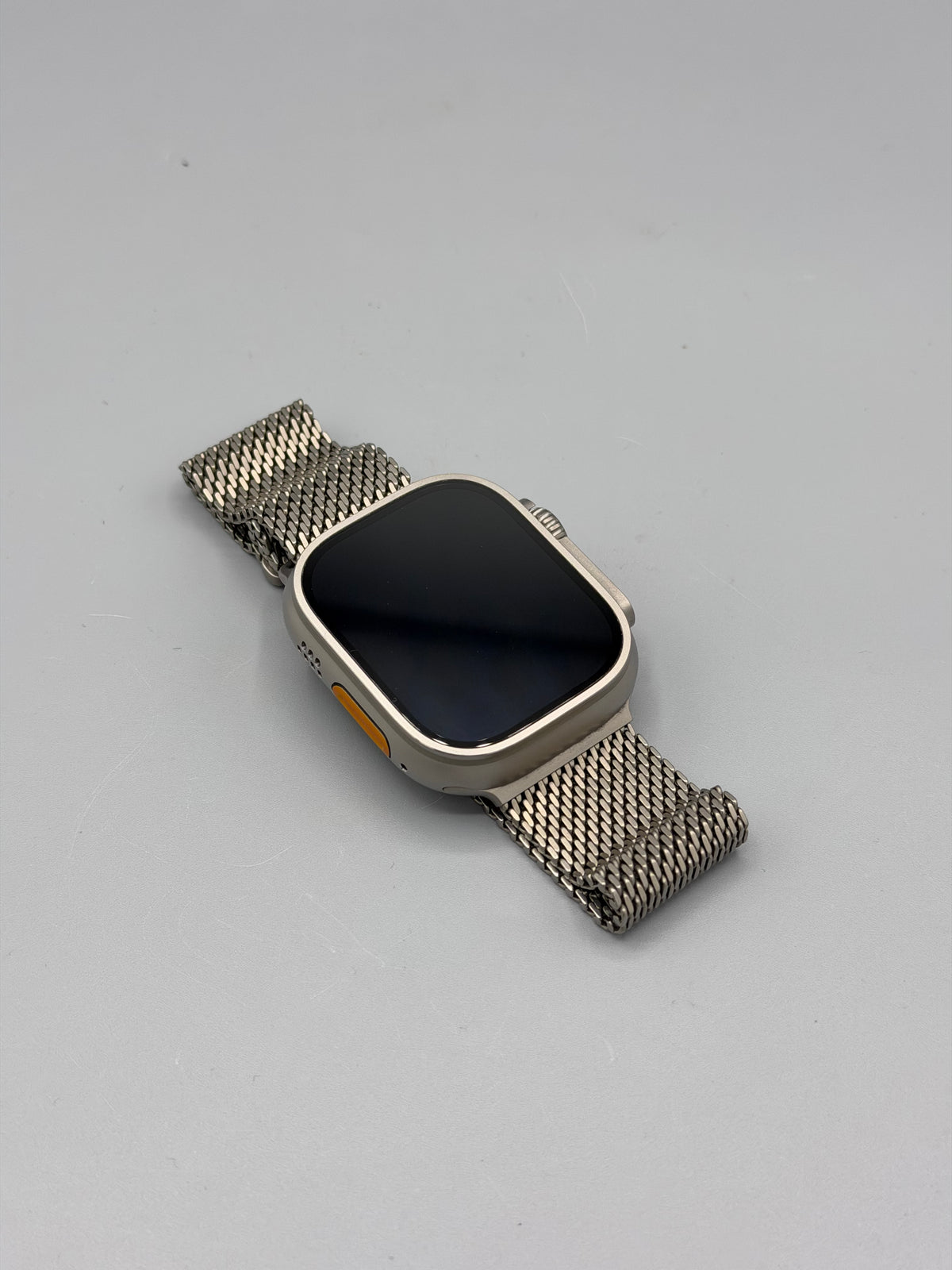 Apple Watch Ultra 3, GPS, Cellular, 49MM, Baterie 91%,Natural Titanium, Curea Millanese