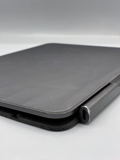 Tastatura Apple Magic pentru iPad Pro 11" (M4/M5), Second-Hand, Uzata,  Black