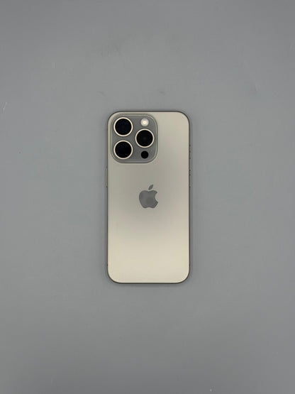 iPhone 15 Pro, 256 GB, Baterie 90% , 693 Cicluri, Natural Titanium