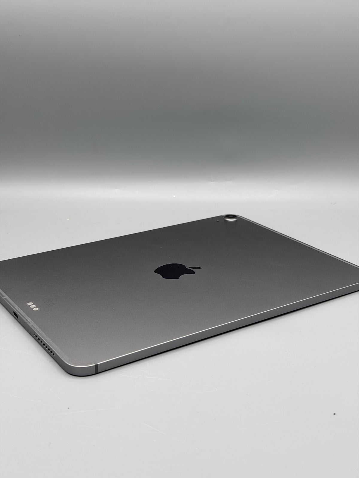 iPad Air 11, M4, 128GB, Baterie 100%, 9 Cicluri, Cellular + Wi-Fi, Space Grey