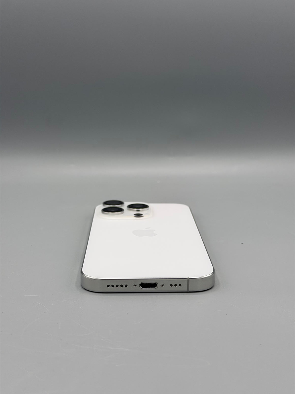 iPhone 16 Pro, 128 GB, Baterie 100%, 60 Cicluri, White Titanium