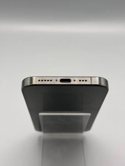 iPhone 15 Pro, 128 GB, Baterie 100% , 0 Cicluri, Black Titanium