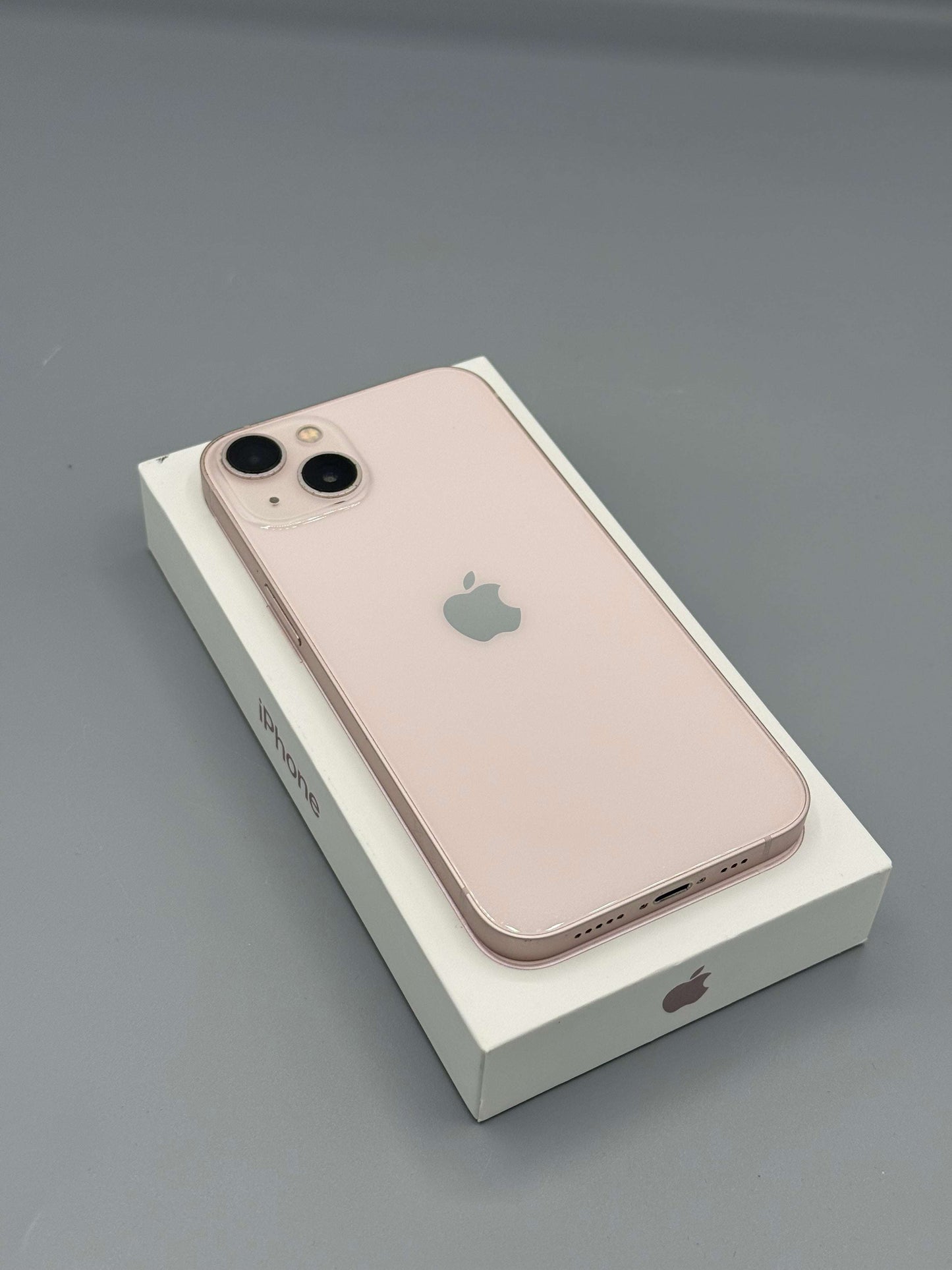 iPhone 13, 256 GB, Baterie 100%, Pink