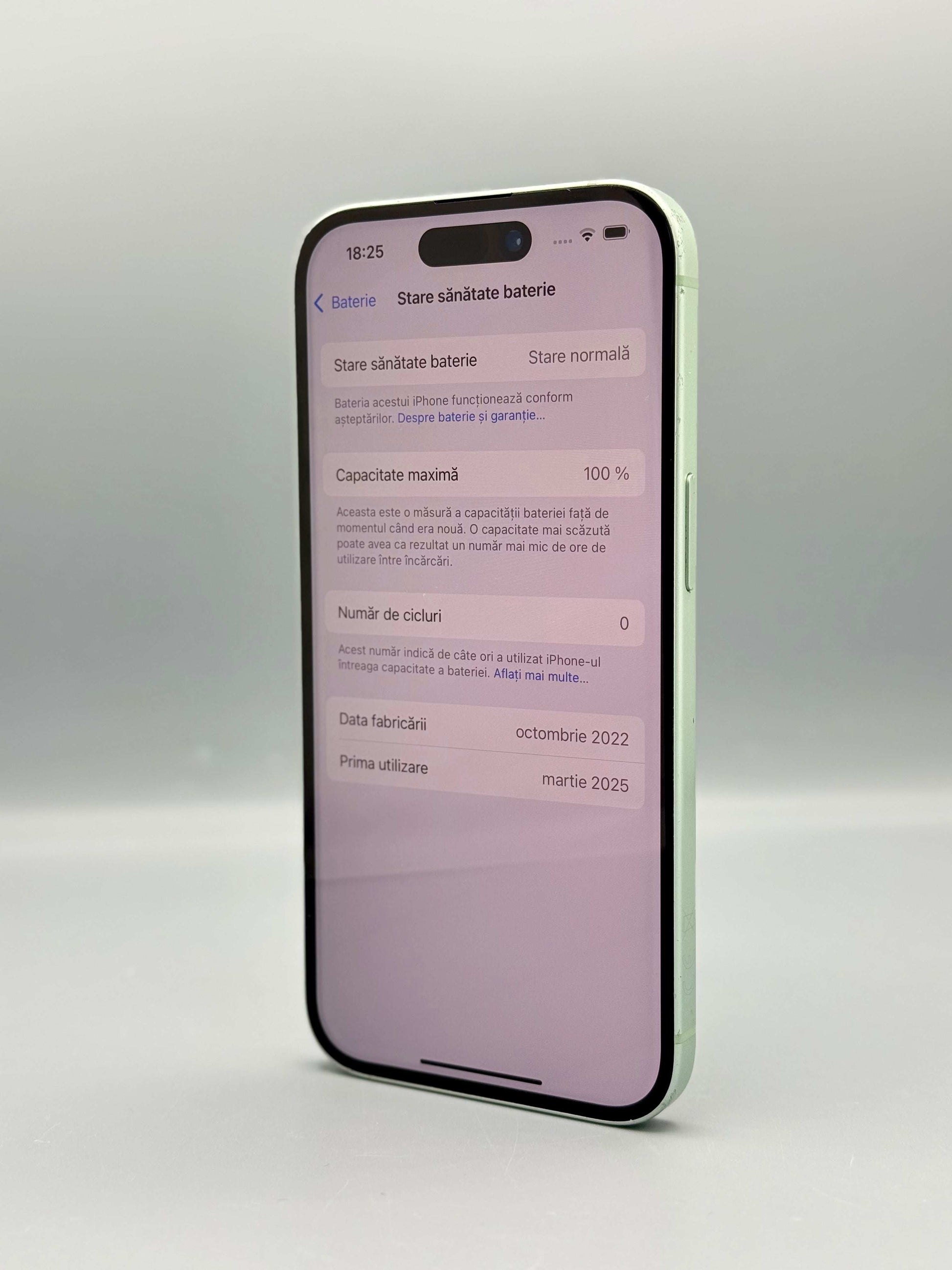 iPhone 15, 128 GB, Baterie 100%, Verde