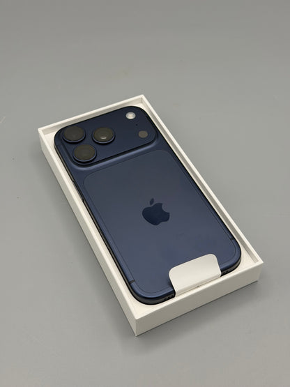 iPhone 17 Pro, 256GB, Baterie 100%, 0 Cicluri, Deep Blue