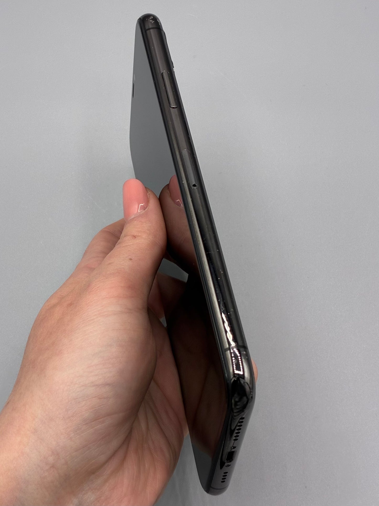 iPhone 11 Pro Max, 256 GB, Baterie 77%, Space Gray