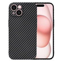 Husa Carbon Fiber Shell pentru iPhone 15, Negru