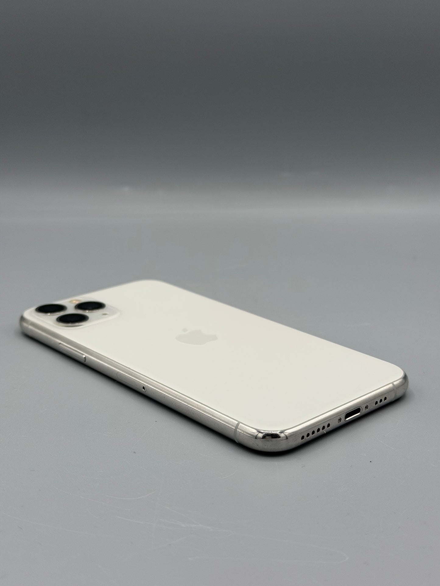 iPhone 11 Pro, 64 GB, Baterie 100% Alb
