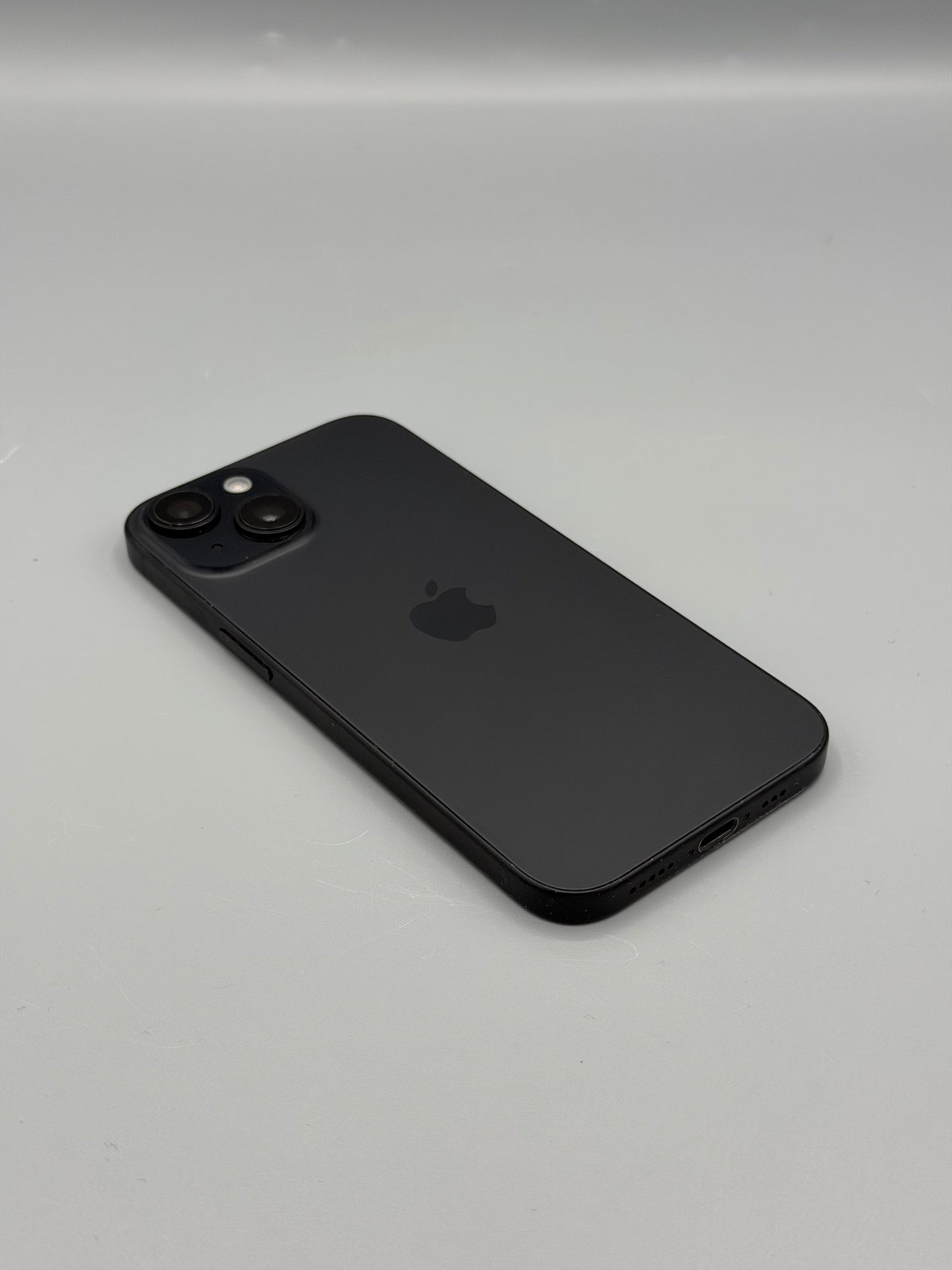 iPhone 15, 128 GB, Baterie 100%,0 Cicluri,  Negru
