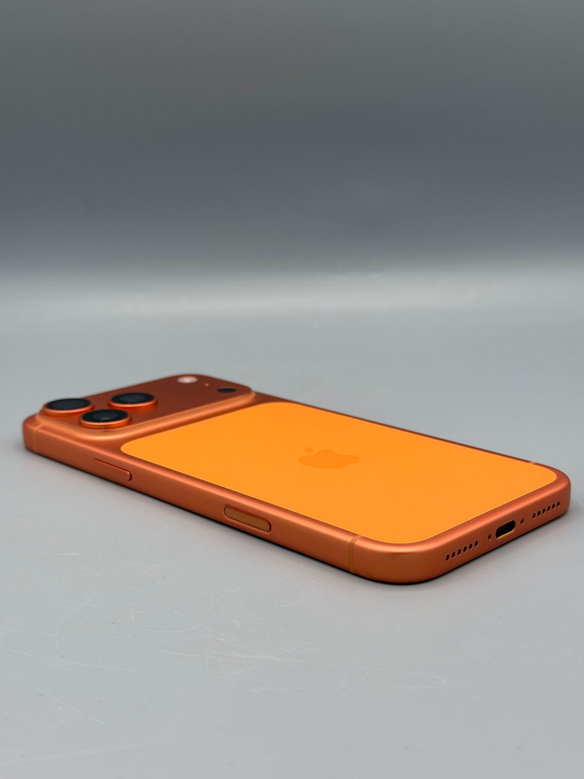 iPhone 17 Pro Max , 256 GB , Baterie 100%, 47 Cicluri, Nou, Cosmic Orange