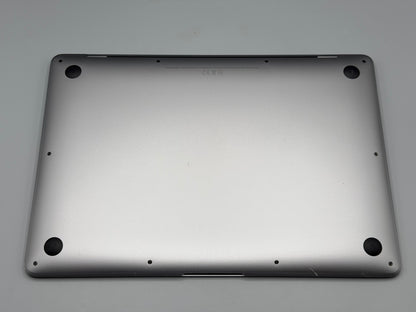 Macbook Air 13" / 2020  / M1 / 8 GB RAM / 250 GB SSD / 177 Cicluri / Silver