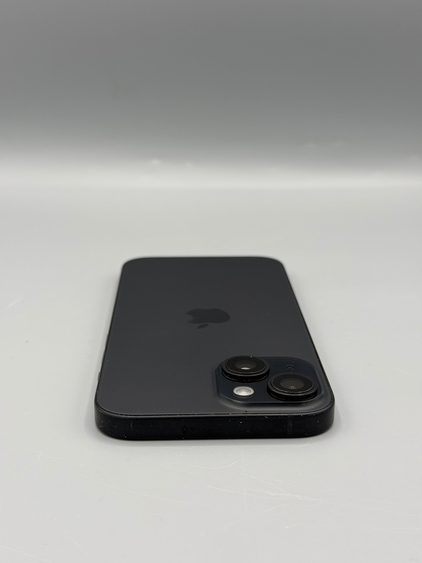 iPhone 15, 128 GB, Baterie 100%,0 Cicluri,  Negru