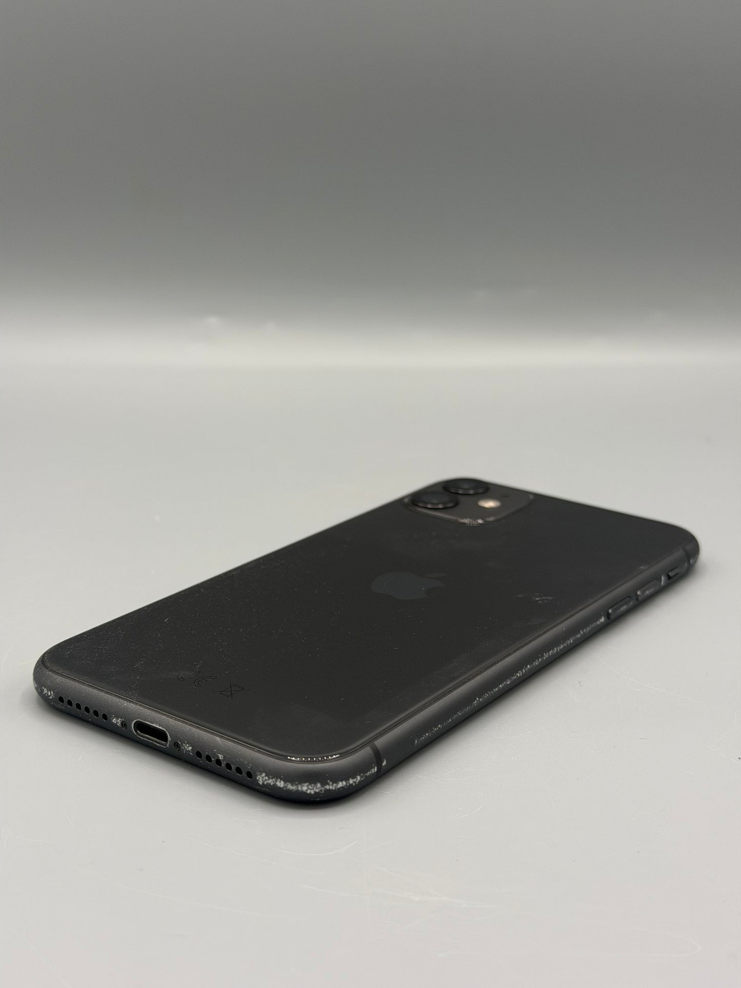 iPhone 11, 64 GB, Baterie 100%,Negru