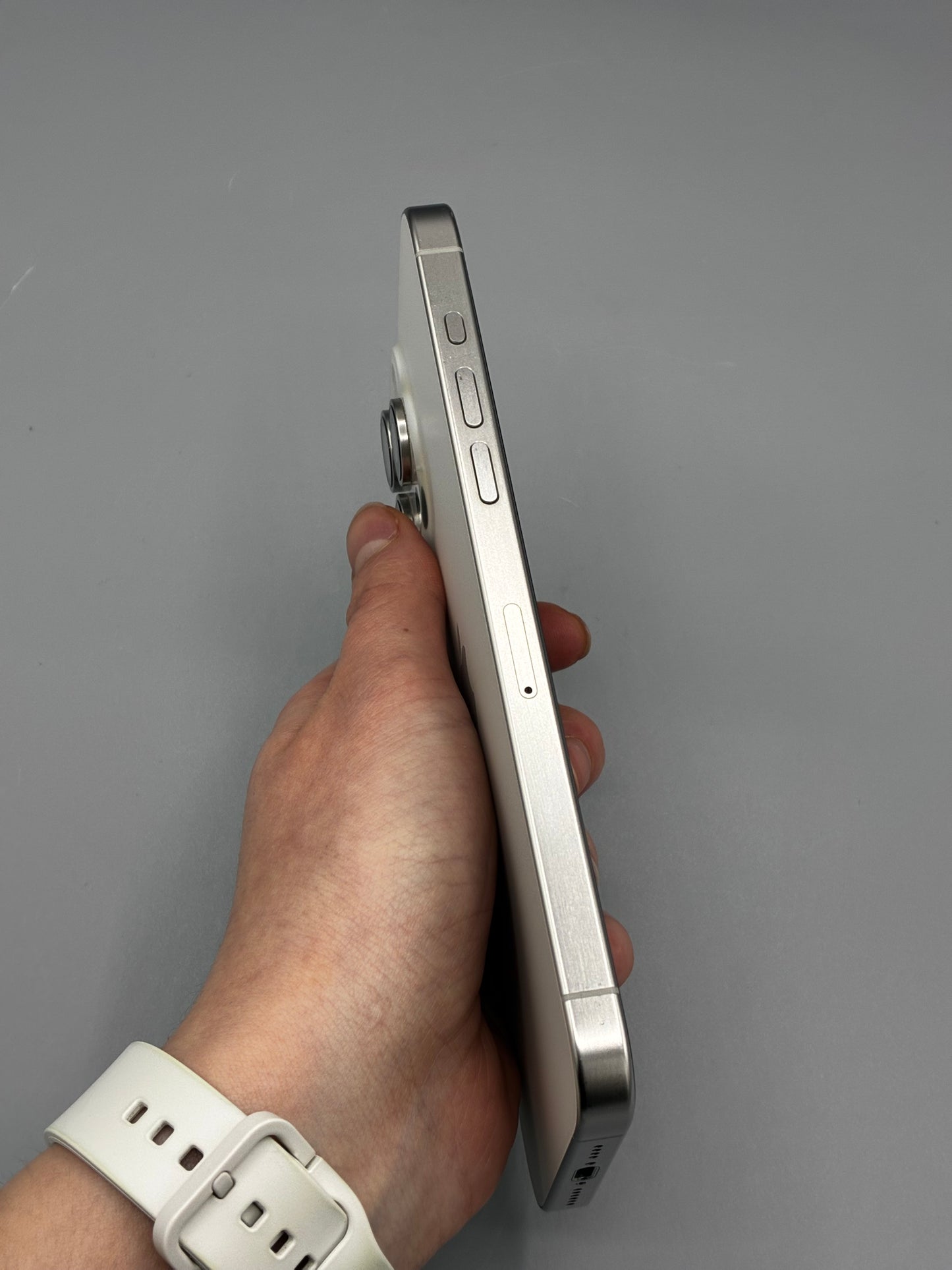 iPhone 15 Pro Max, 256 GB, Baterie 94%, White