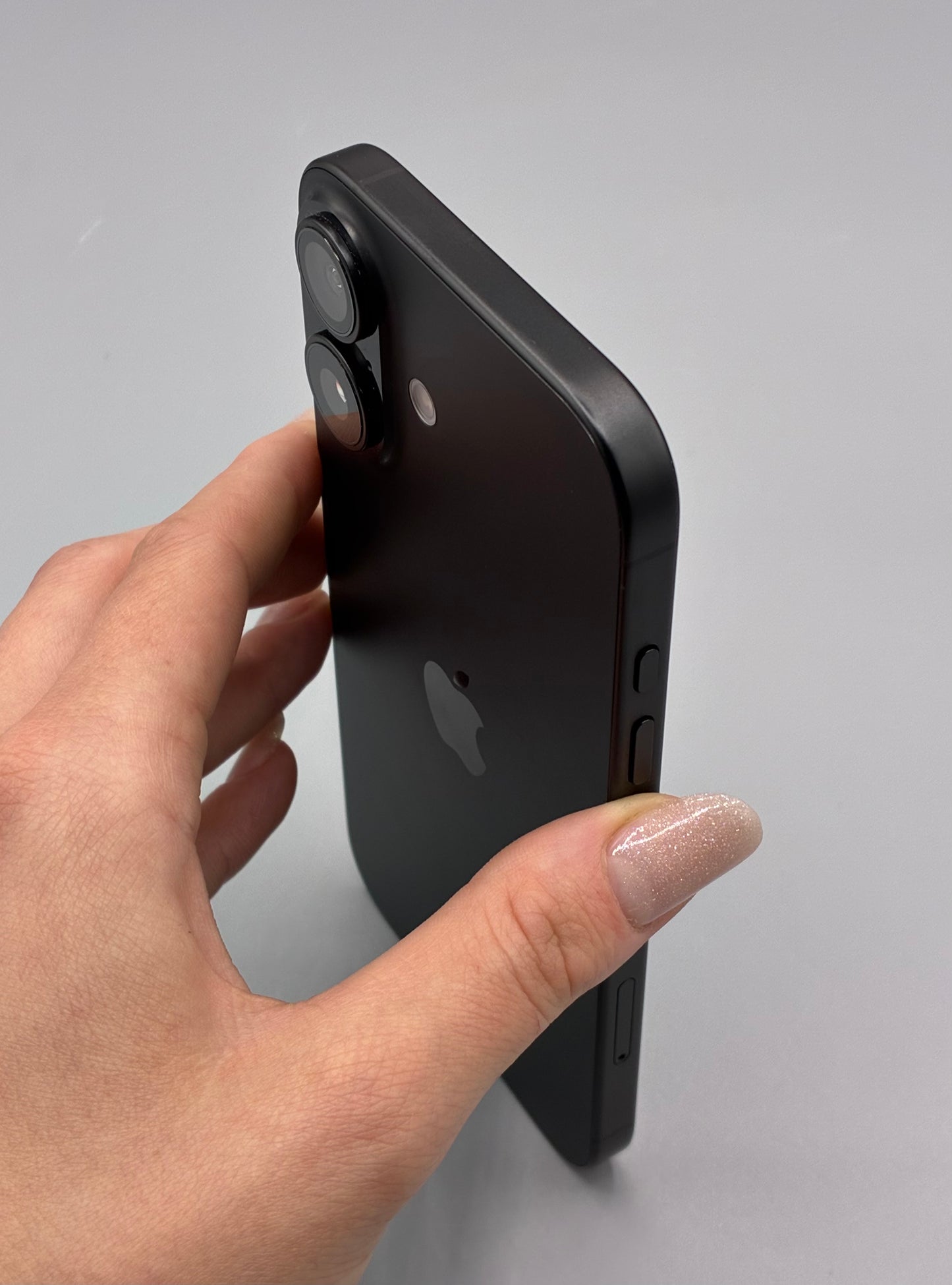 iPhone 16, 128GB, Baterie 100%, Black