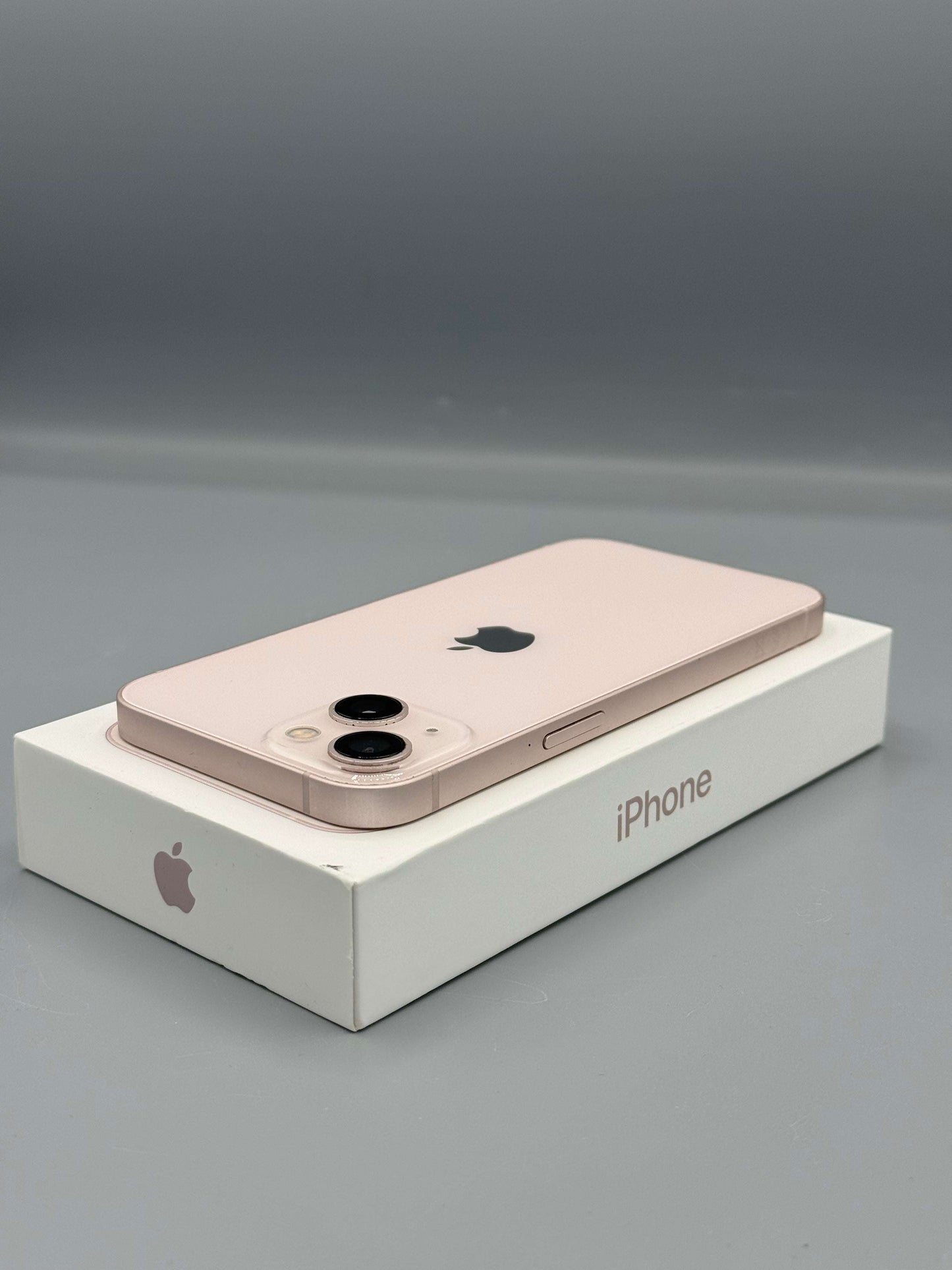 iPhone 13, 256 GB, Baterie 100%, Pink