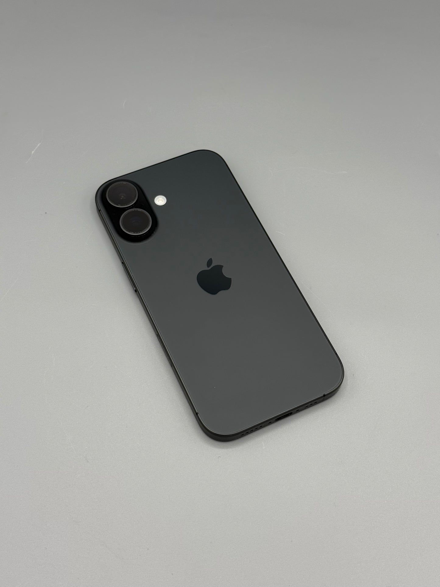 iPhone 17 | 256 GB | Baterie 100% | 81 Cicluri | Negru