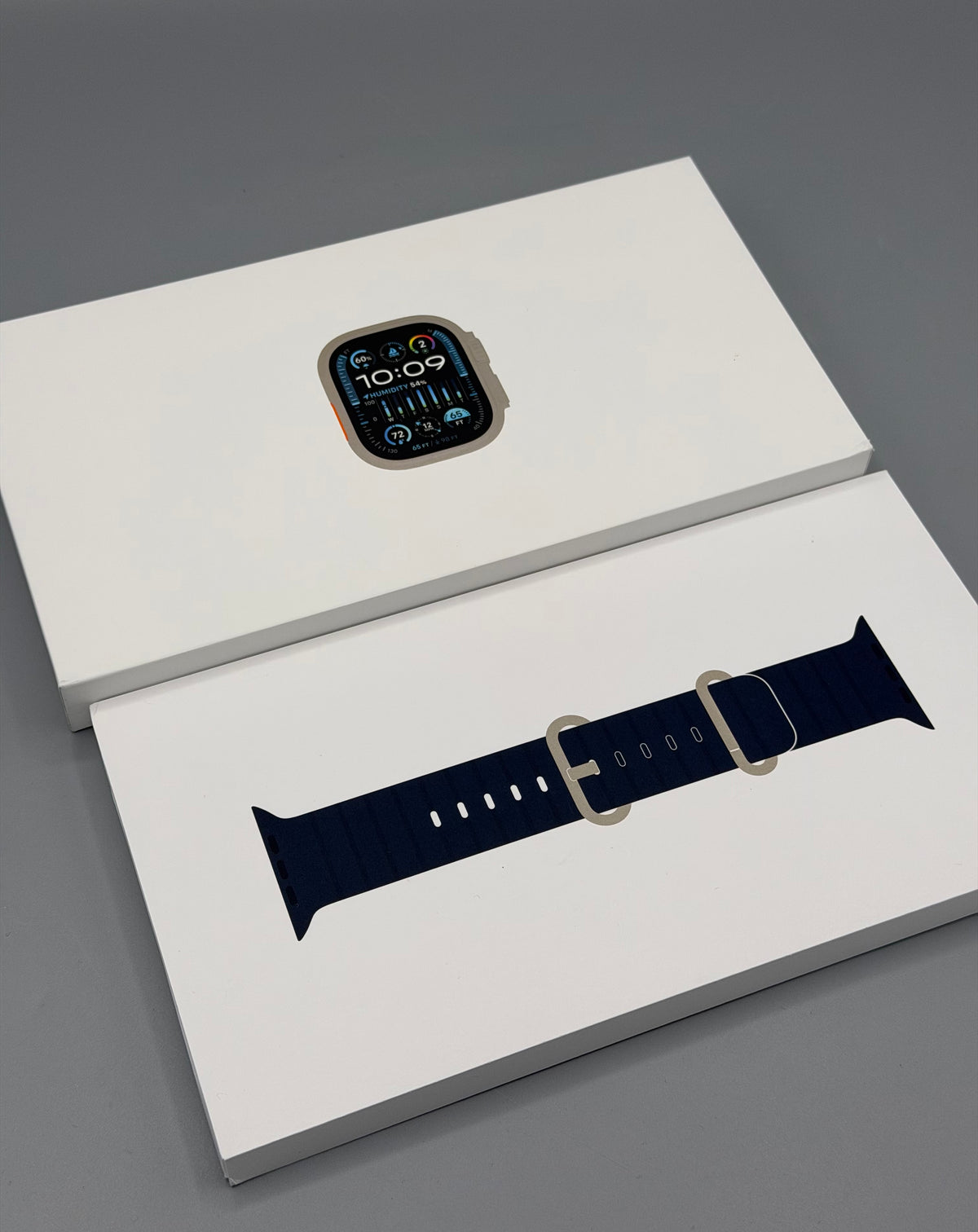 Apple Watch Ultra 2, GPS, Cellular, 49MM, Baterie 90%,Natural Titanium, Curea Blue Ocean Band