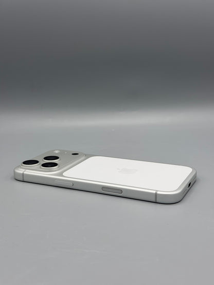 iPhone 17 Pro, 256 GB, Baterie 99%, 206 Cicluri, Silver