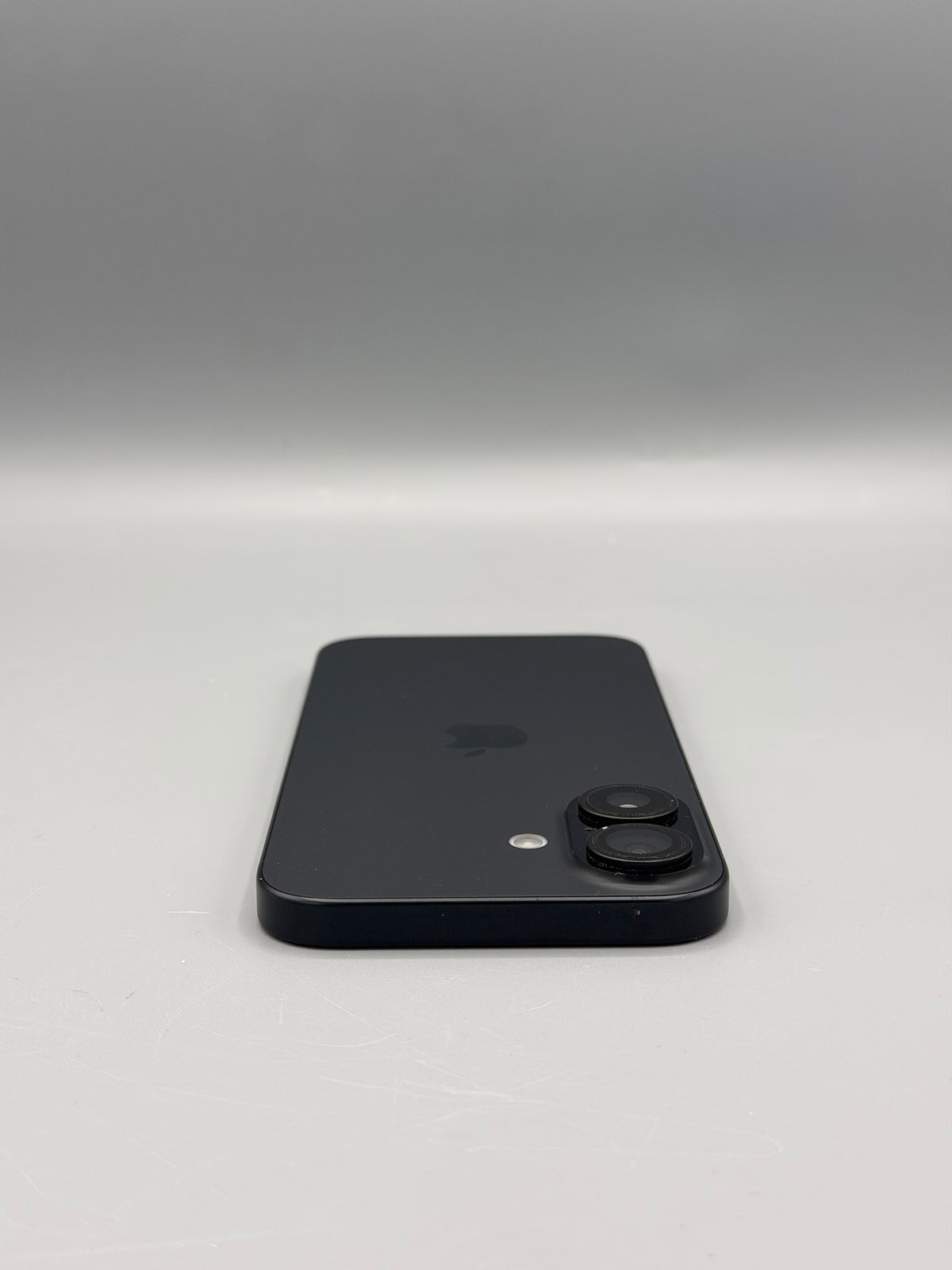iPhone 16 , 128 GB, Baterie 100%, 175 Cicluri , Negru
