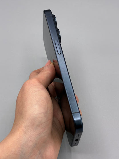 iPhone 15 Pro, 128 GB, Baterie 100%, Blue Titanium