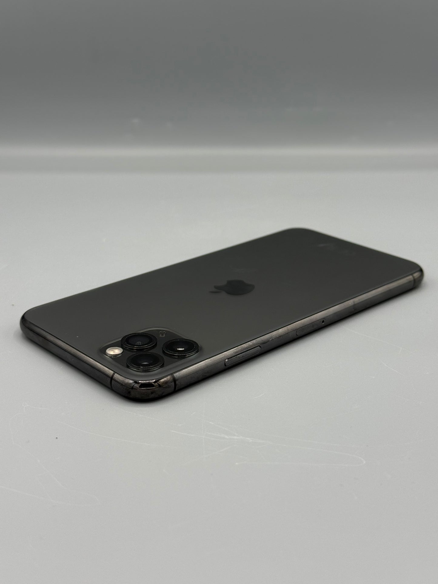iPhone 11 Pro Max, 256 GB, Baterie 100%, Graphite
