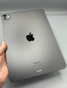 iPad Pro 11" (M4), 256GB, Baterie 97%, 97 Cicluri, Space Black