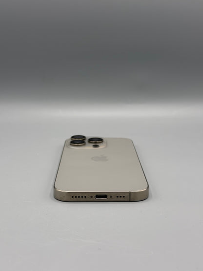 iPhone 16 Pro, 256 GB , Baterie 92%, 587 Cicluri, Natural Titanium